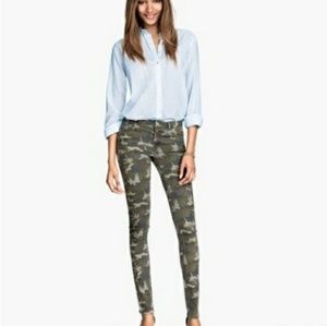 H&M Camo Skinny Legged Pants